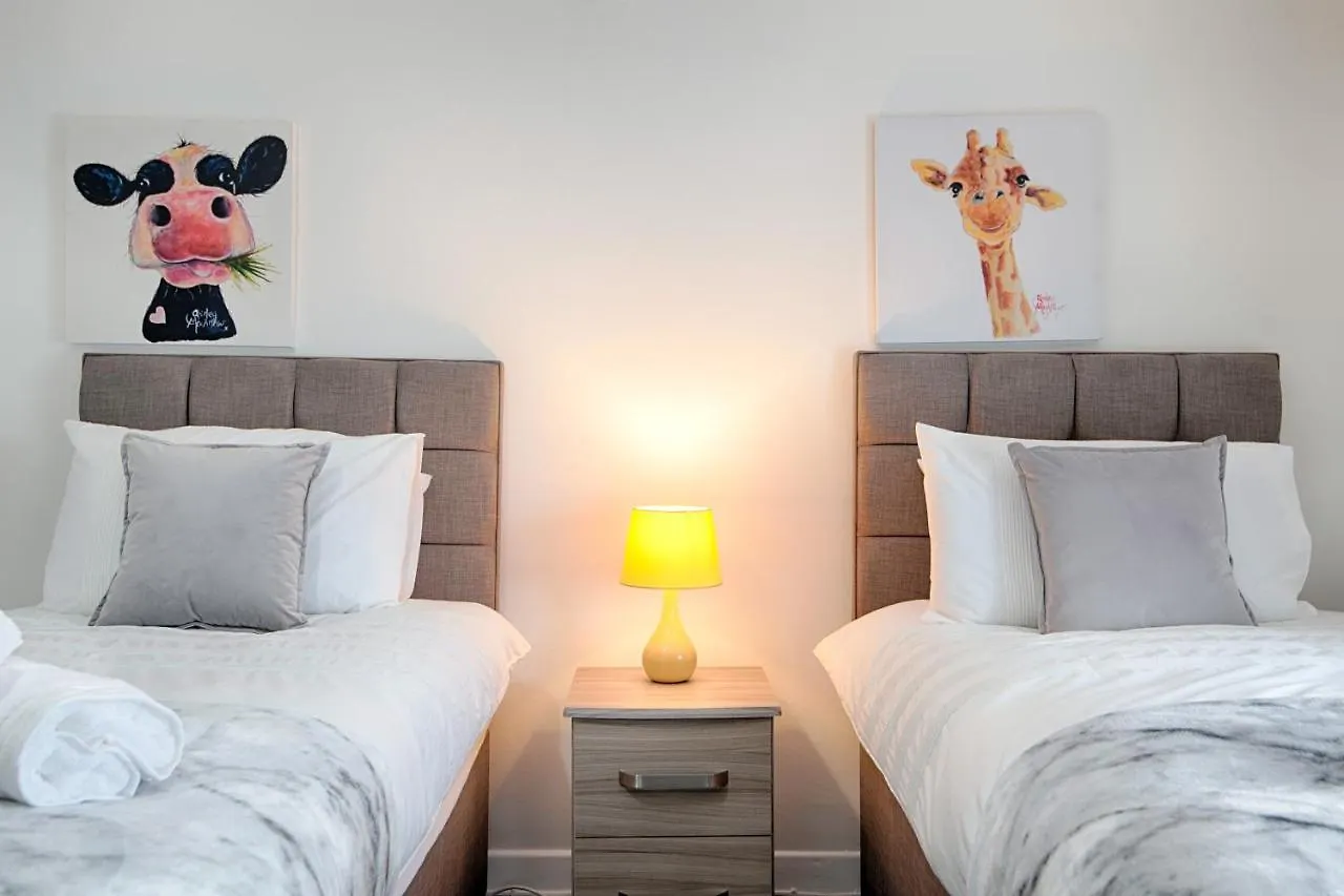 Parking, Smart Tv'S In All Rooms, Central Location 0*, Swansea